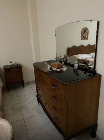 Camera da Letto Completa Vintage in Radica di Noce - Foto 2