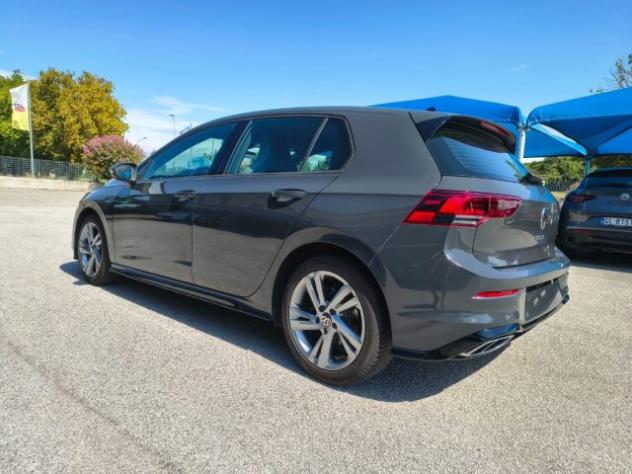 VOLKSWAGEN Golf 1.5 eTSI 130 CV EVO ACT DSG R-Line rif. 24040094 - Foto 7