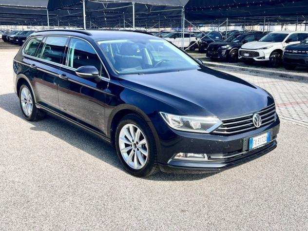Volkswagen Passat Variant 2.0 TDI DSG Business BlueMotion Tech - Foto 2