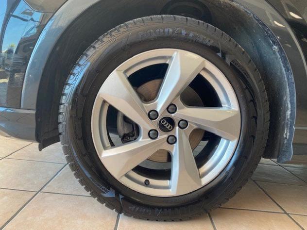 Audi Q3 2.0 35 TDI S Tronic Business Advanced - Foto 6