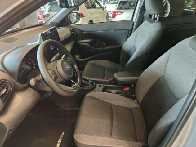 TOYOTA Yaris Cross 1.5 Hybrid 130 CV 5p. E-CVT Teamplayer+pack winter rif. 23236038 - Foto 8