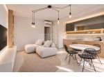 Appartamento ristrutturato con ingresso indipendente, giardino e tavernetta &hellip;
