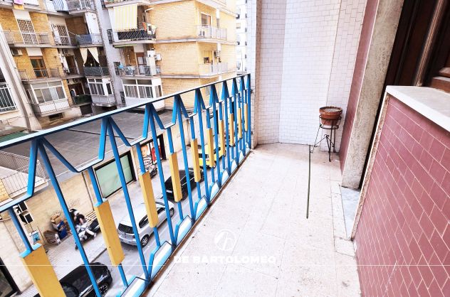 APPARTAMENTO VIA BENEVENTO C/O VIALE MAGNA GRECIA - Foto 9