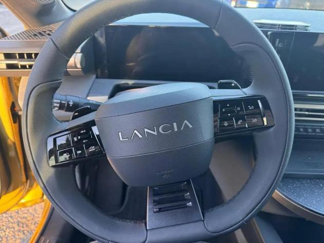 Lancia Ypsilon Ibrida Ibrida 100cv LX e-DCT - Foto 10