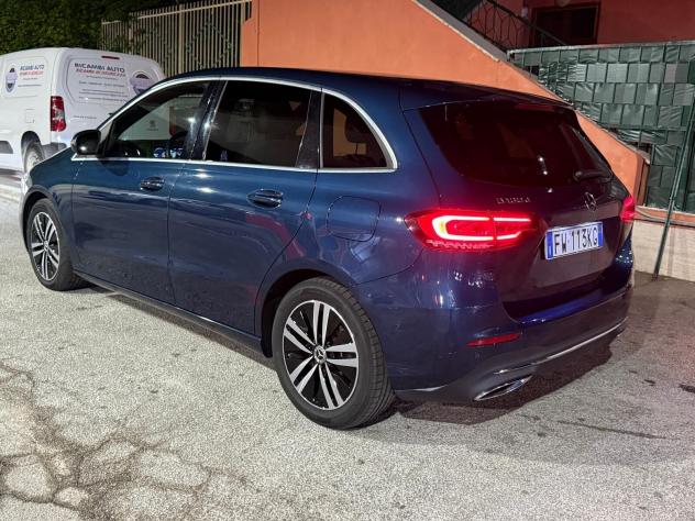 Mercedes-benz B 180 d 2019 Automatic Business Extra 81000KM - Foto 4