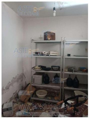 IMMOBILI-IMMOBILE RESIDENZIALE-Frazione cannicchio - contrada monaco - Foto 5