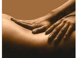 Massaggi - benessere Torino - Sensuale massaggiatore italiano specializzato nei trattamenti femminili Tel:3293346045
