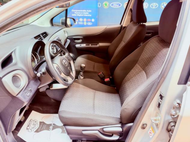Toyota Yaris 1.4 D-4D 90cv Neopatentati - Foto 5