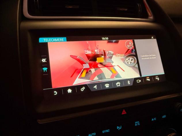 Jaguar E-Pace 2.0D 240 CV AWD aut. SE - Foto 8