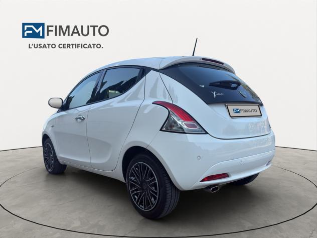 Lancia Ypsilon 1.0 FireFly 5 porte S&S Hybrid Gold - 2023 - Foto 4