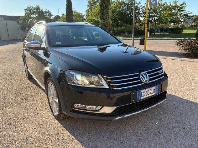 Volkswagen Passat Alltrack 4x4 .2.0 tdi anno 2014 - Foto 5