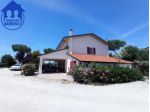 San Mauro Pascoli – Splendida Villa Singola con Ampio Giardino