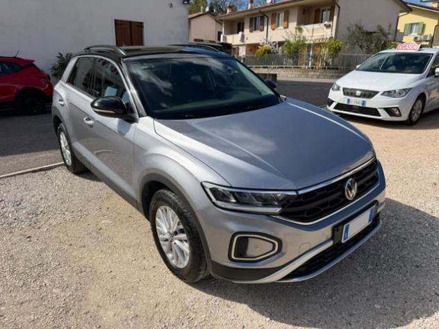 VOLKSWAGEN T-Roc 1.0 TSI Life OK NEOPATENTATI rif. 23982917 - Foto 2