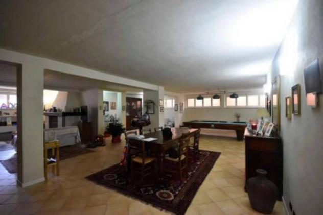 Immobile in asta di 439 m² con più di 5 locali e box auto doppio in vendita a Cadeo - Foto 2