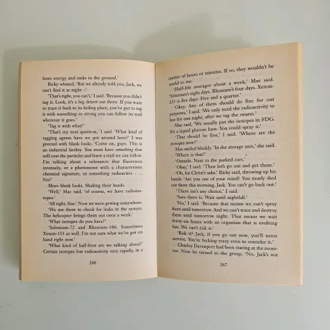 Prey - Michael Crichton - The International Bestseller - To be Human - Foto 2