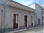 FinImmobil  VENDE in Guagnano LE ,Via Pigno n.31-33-35 casa+garage