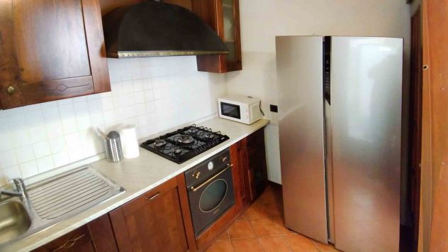 CAMERE IN CENTRO FIDENZA. LUMINOSISSIME E BOLLETTE DIVISE IN 4 - Foto 5