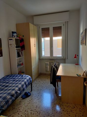 Offro camera in affitto a studente universitario - Foto 2