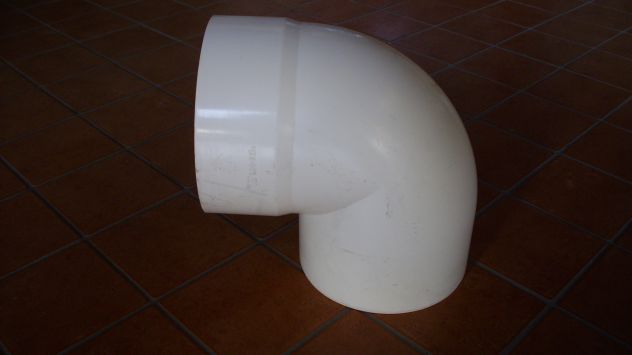 CURVA A 90 GRADI PVC DIAMETRO 200