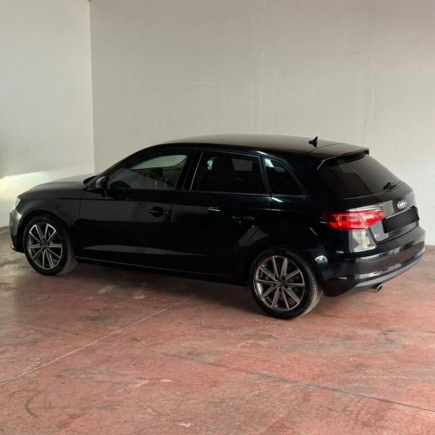 Audi A3 1.6 TDI 105CV SPORTBACK S TRONIC - Foto 7
