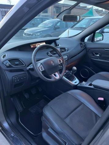 RENAULT Scenic X-Mod 1.6 dCi 130CV Luxe rif. 22287735 - Foto 9