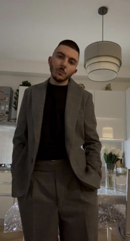 CERCO LAVORO – DISPONIBILE DA SUBITO - Foto 2