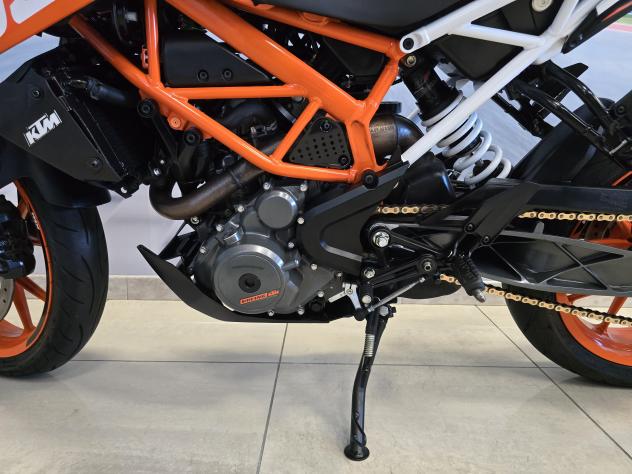 KTM 390 Duke 04/2019 - Km 16200 - Foto 9