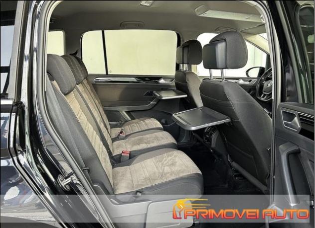 VOLKSWAGEN Touran 2.0 TDI 150 CV SCR DSG Highline rif. 20328093 - Foto 3
