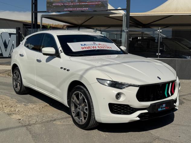 MASERATI LEVANTE 3.0 D V6 250 GRANSPORT IVA ESPOSTA - Foto 2