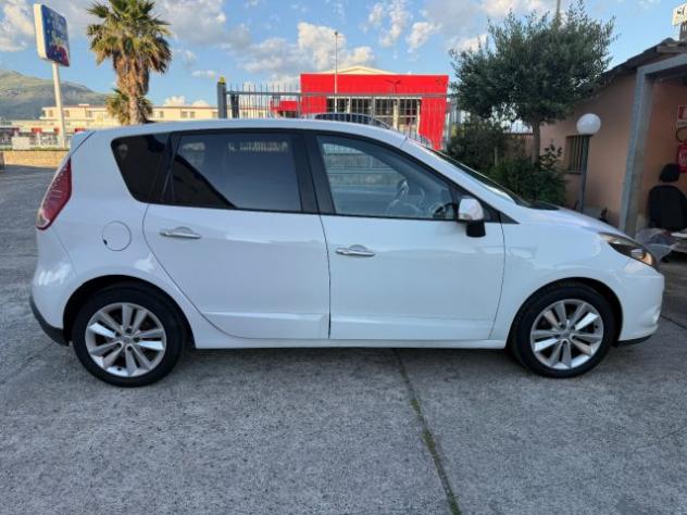 RENAULT Scenic X-Mod 1.5 dCi 110CV EDC Luxe rif. 23832548 - Foto 10
