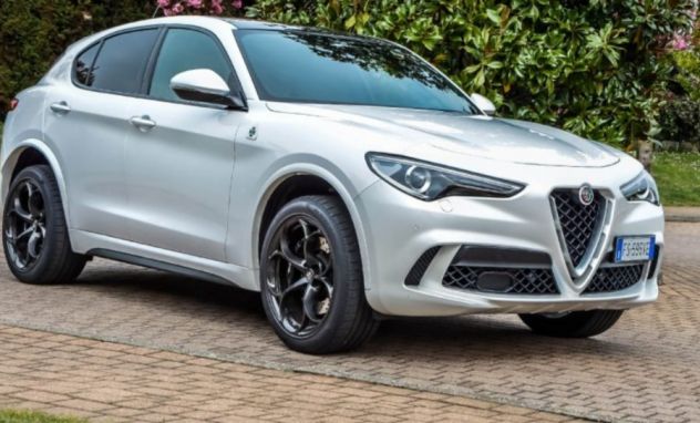 Noleggio auto con autista Stelvio Quadrifoglio ????