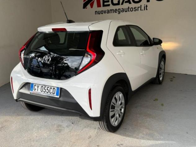 TOYOTA Aygo X 1.0 VVT-i 72 CV 5 porte Active rif. 23313486 - Foto 5