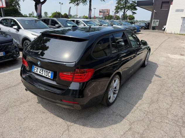 BMW Serie 3 320d xDrive Business autom. - Foto 6