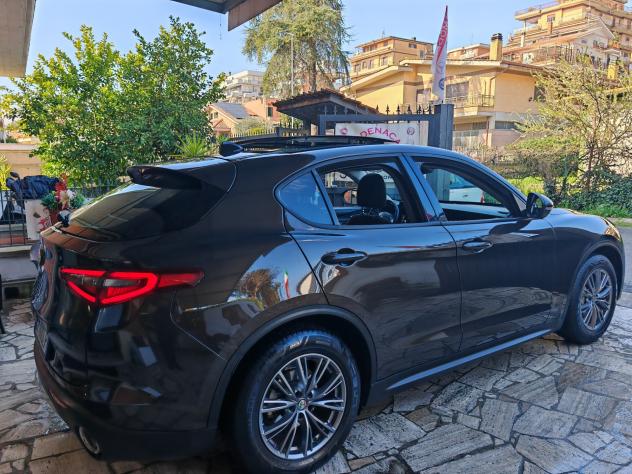 Alfa Romeo Stelvio 2.2 DIESEL TETTO APRIBILE - Foto 5