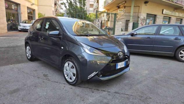 TOYOTA Aygo 1.0 VVT-i 69 CV 5 porte x-business rif. 23980418