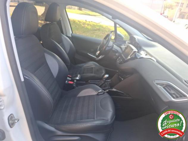PEUGEOT 2008 1° serie PureTech 82 Allure UN.PROP. rif. 23887061 - Foto 9
