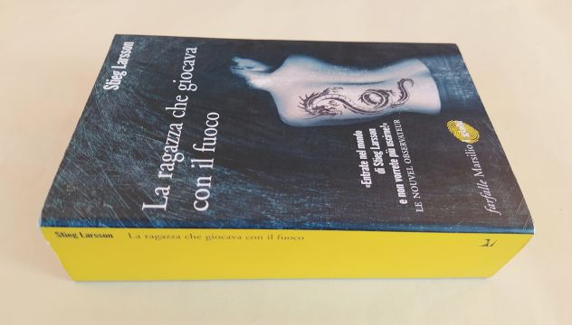 La ragazza che giocava con il fuoco di Stieg Larsson Ed:Marsilio,2008 come nuovo - Foto 3