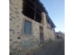 Rustico con 1500 mq di terreno - Valdilana