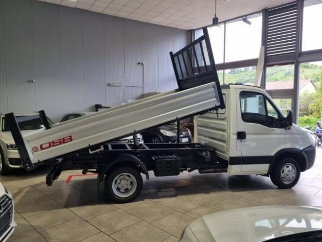 IVECO Daily 35L12 2.3 Hpi rib. trilaterale LUNG3.50 LARG2.05 rif. 19230754 - Foto 7