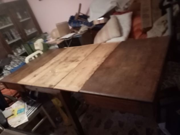 Tavolo allungabile fatto a mano Lungo cm 105 chiuso cm 205 aperto