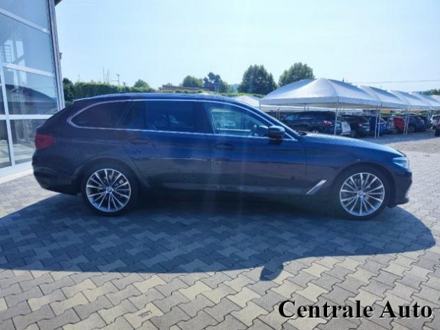 BMW 520 d xDrive Touring Luxury rif. 23786325 - Foto 4