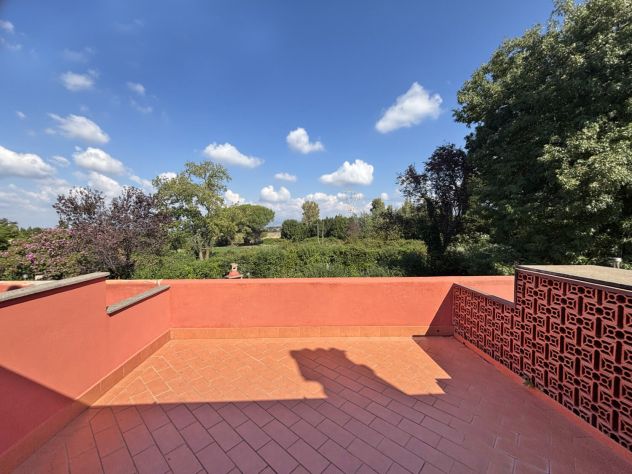 Porzione di Casale nel verde con giardino privato - Foto 8