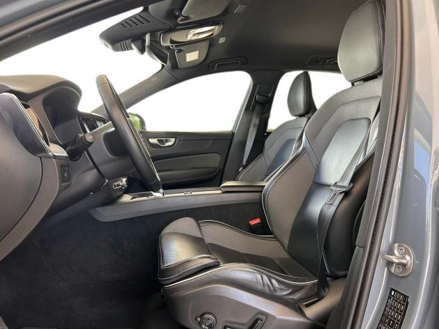 Volvo XC60 B4 197+14 CV AWD Mild Hybrid Automatico Plus Dark N1 Autocarro - Foto 6