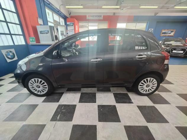 Toyota Yaris 1.0 5 porte Sol.s - Foto 7