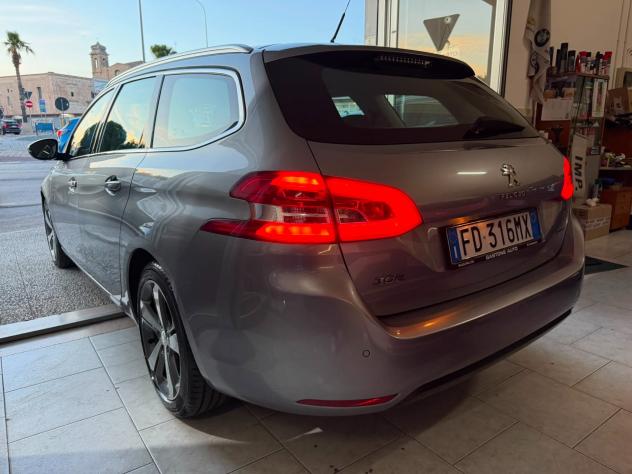 Peugeot 308 BlueHDi 150 EAT6 SW Business - Foto 4