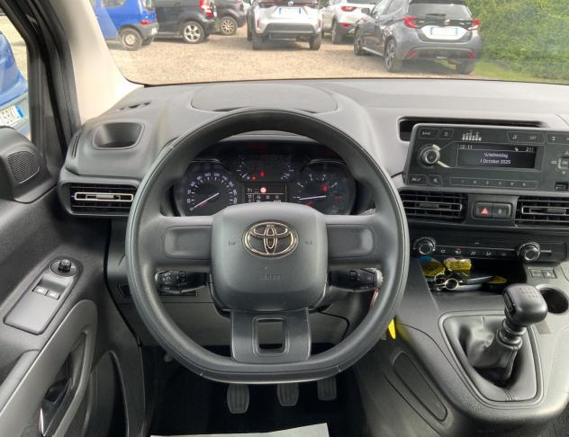 Toyota Proace City Verso 1.5D 130 CV S&S Short D Lounge - Foto 10