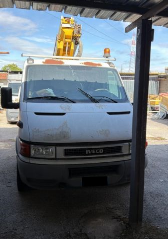 VENDITA AUTOVEICOLO PER USO SPECIALE IVECO 35/S