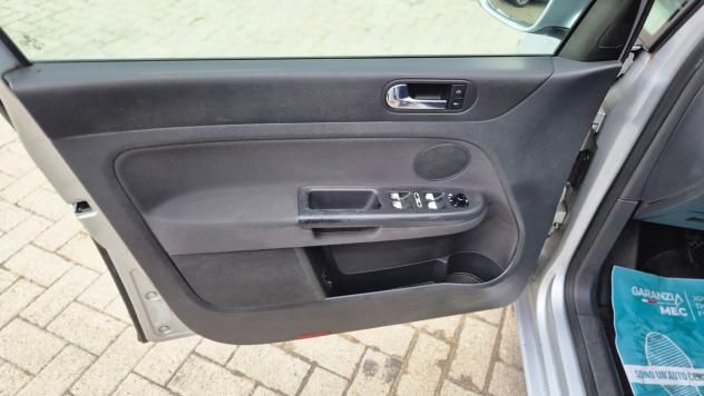 Volkswagen Golf PLUS 1.6 BENZ115CV 16V FSI 5p. Comfortline - Foto 5
