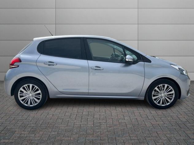 Peugeot 208 I 2015 5p 1.2 puretech Allure s&s 82cv neopatentati - Foto 3