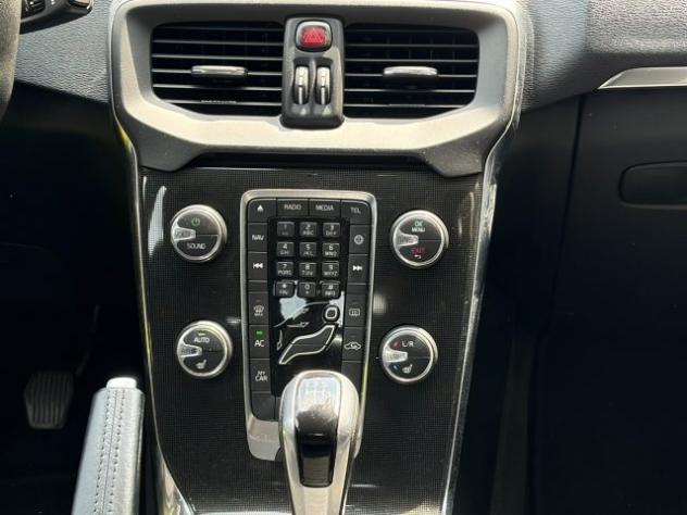 VOLVO V40 D2 Momentum rif. 23944725 - Foto 10